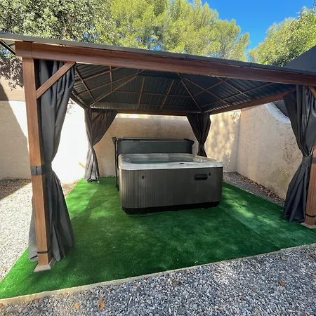 Neuve 5 Ch Et Jacuzzi Villa *