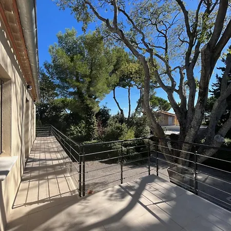 Villa Neuve 5 Ch Et Jacuzzi *